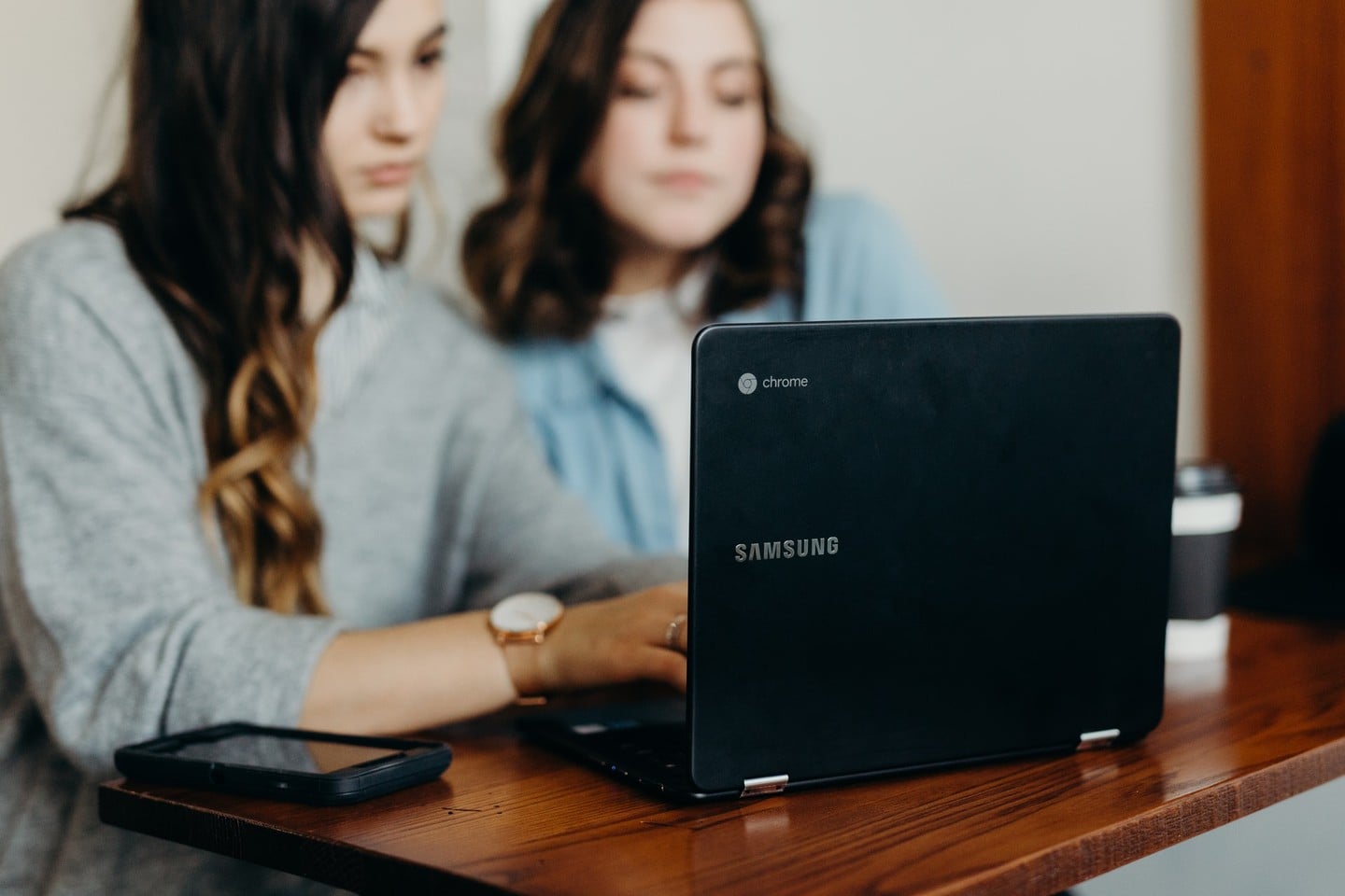 Girls on a laptop Girls on a laptop